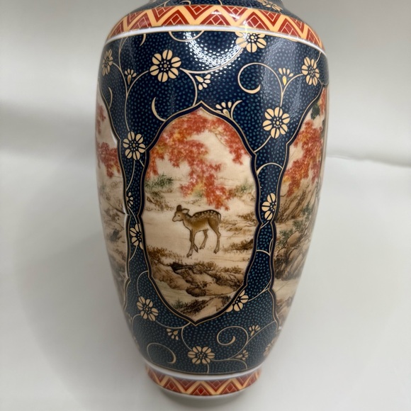 Japanese Style Fall Deer Blue Porcelain Decorative Ceramic Vase 10” Tall - Picture 8 of 10